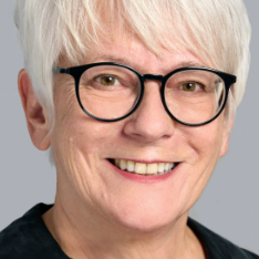 Christine Patch Headshot