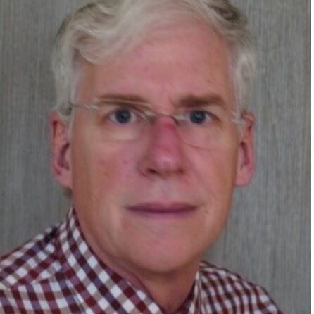 Francis Crawley Headshot